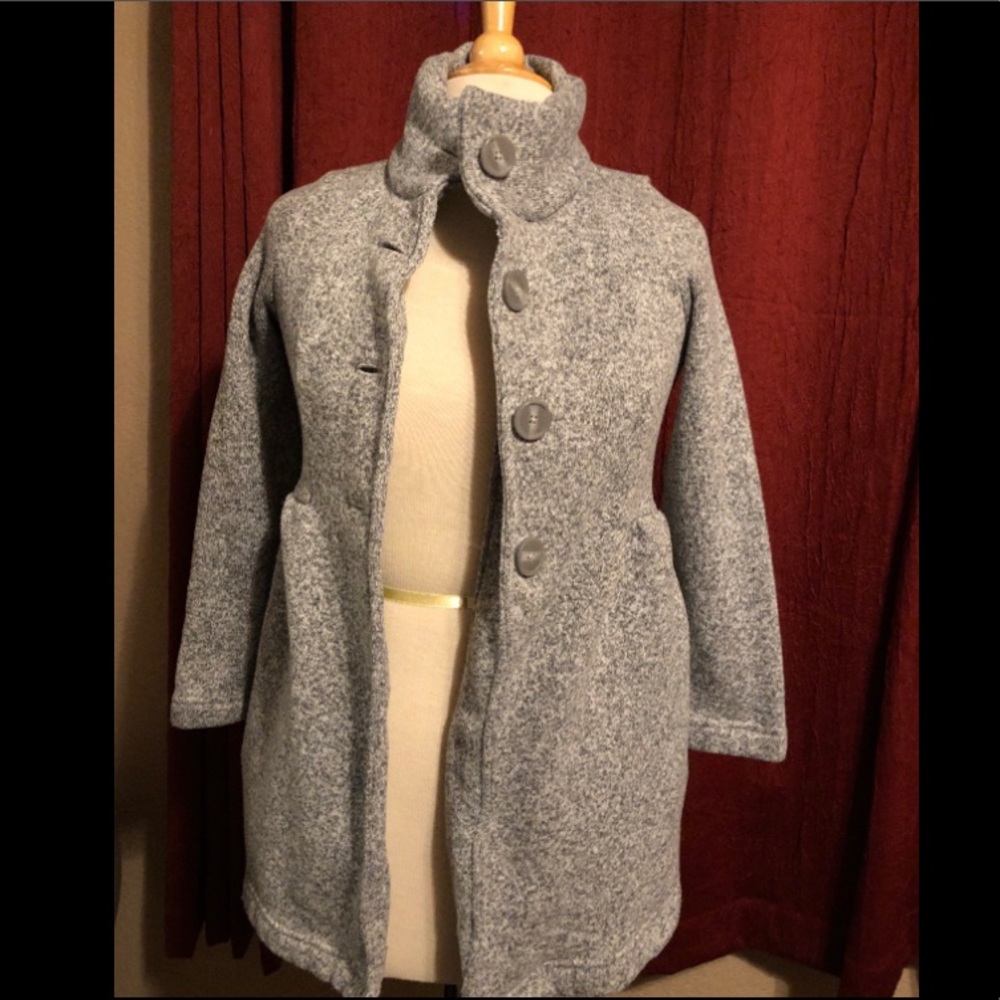 Patagonia Girl’s knit Button-up coat.